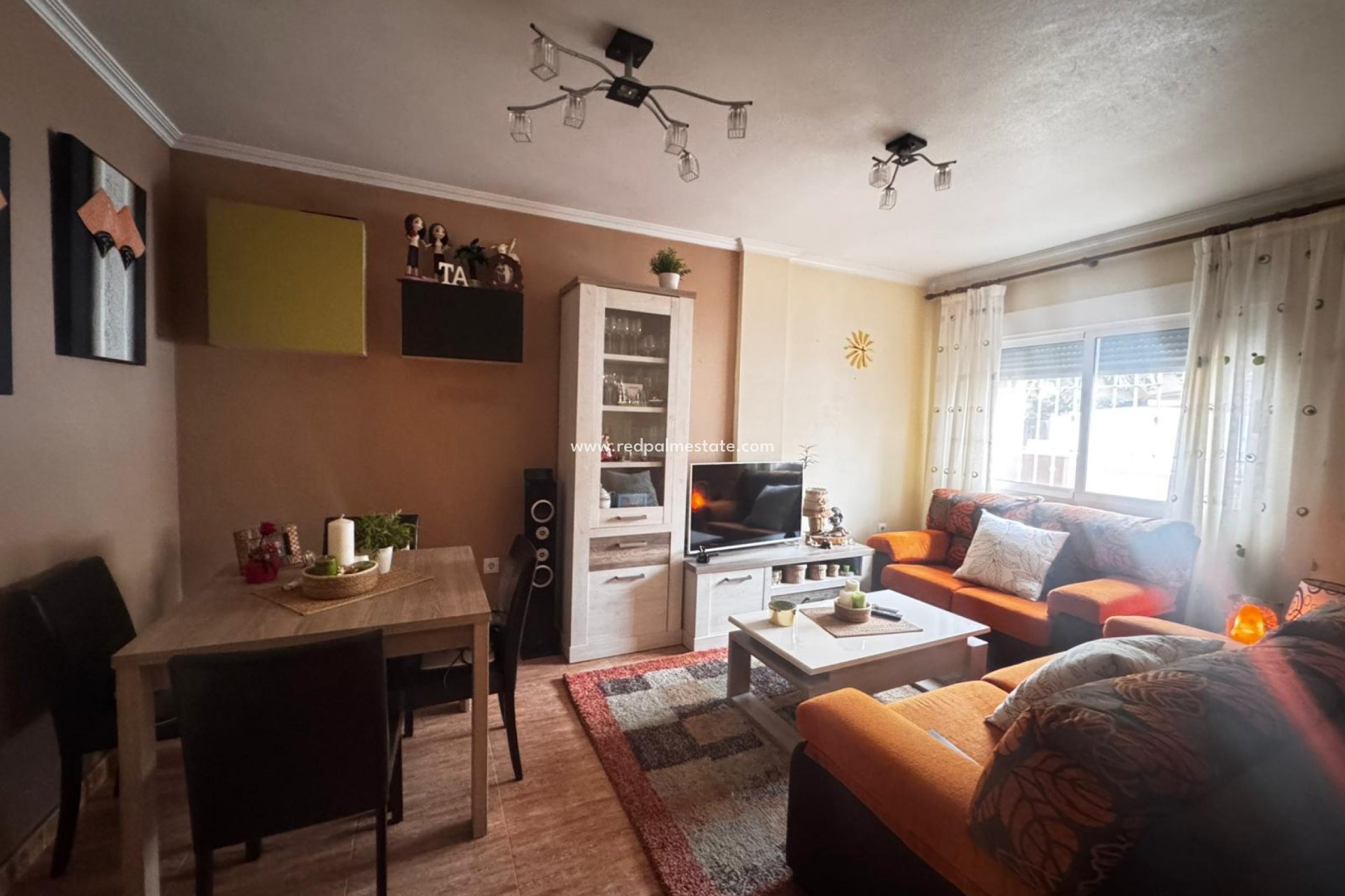 Återförsäljning - Villa -
Los Alczares - Los Alcazares