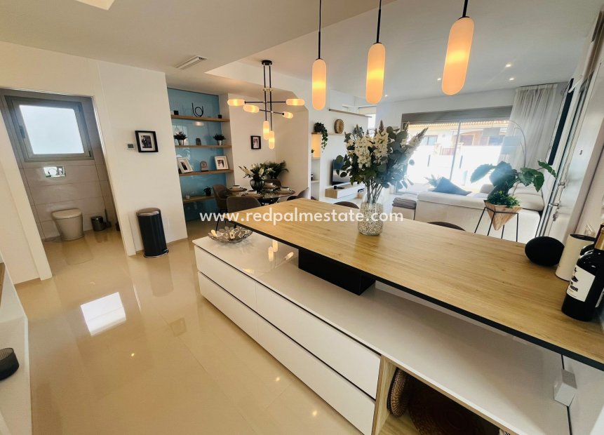 Återförsäljning - Villa -
Los Alczares - Los Alcazares