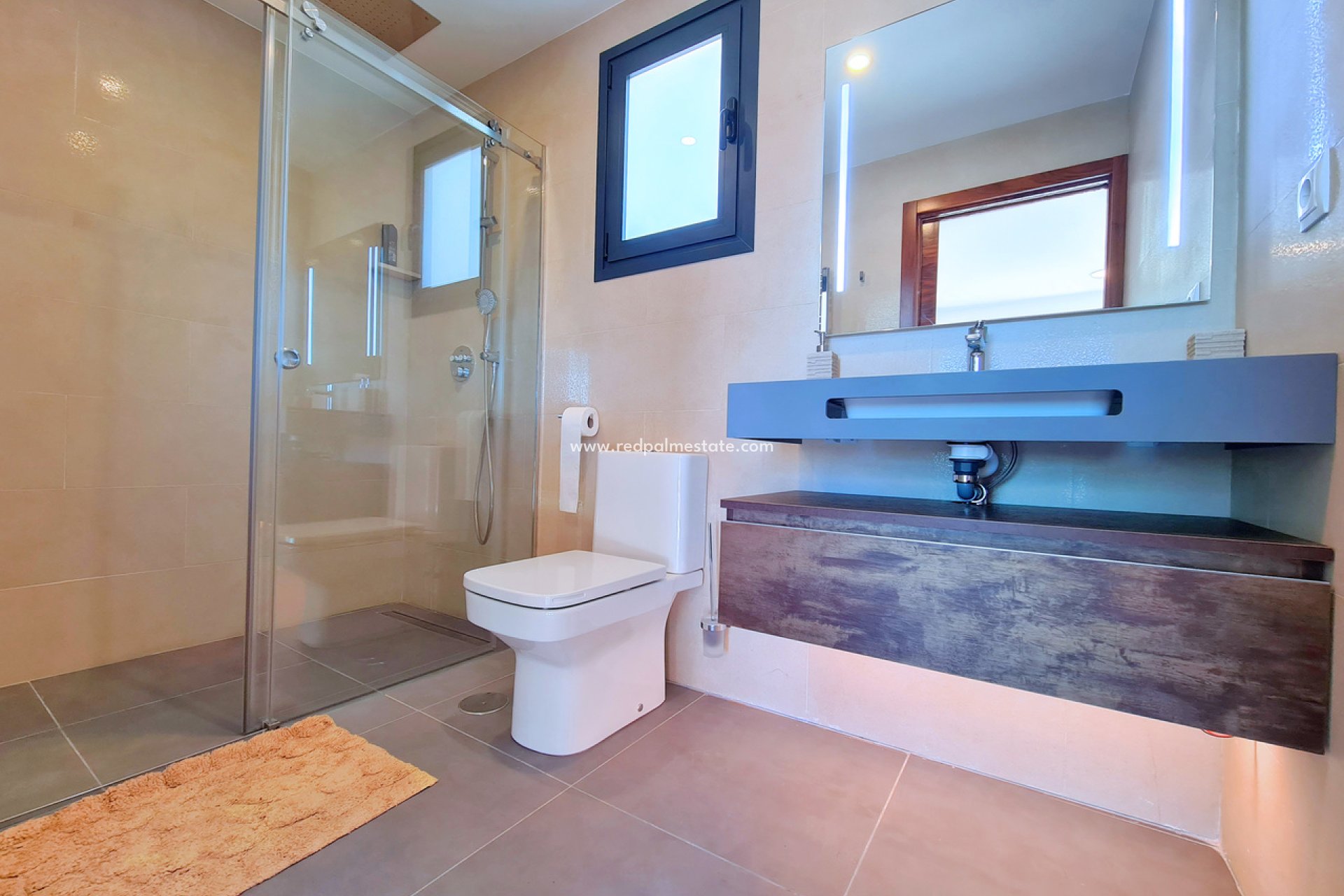 Återförsäljning - Villa -
Los Alczares - Los Alcazares