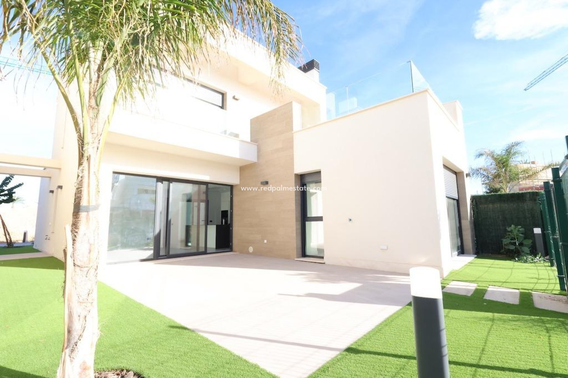 Återförsäljning - Villa -
Los Alczares - Santa Rosalia
