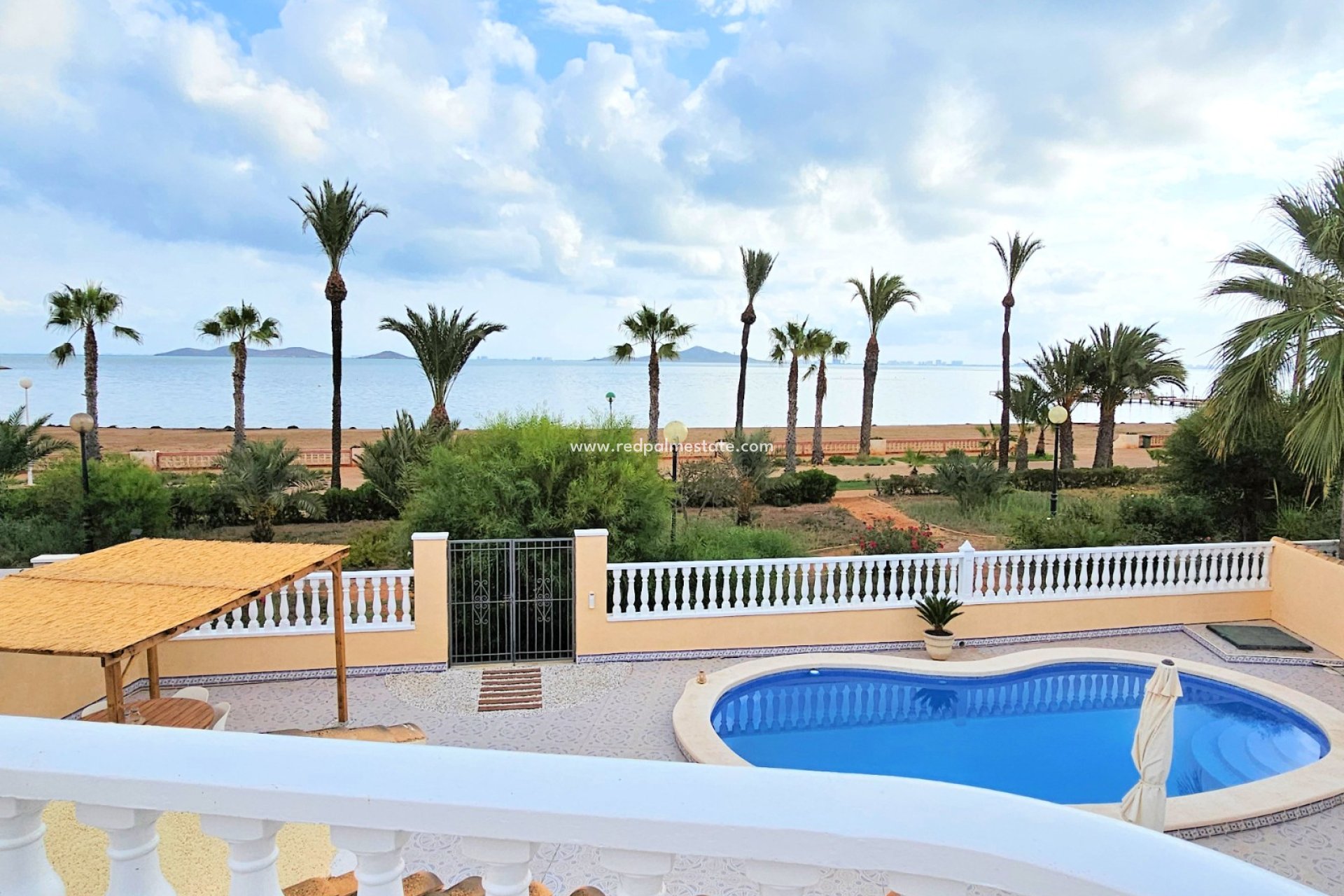 Återförsäljning - Villa -
Los Urrutias - Estrella De Mar