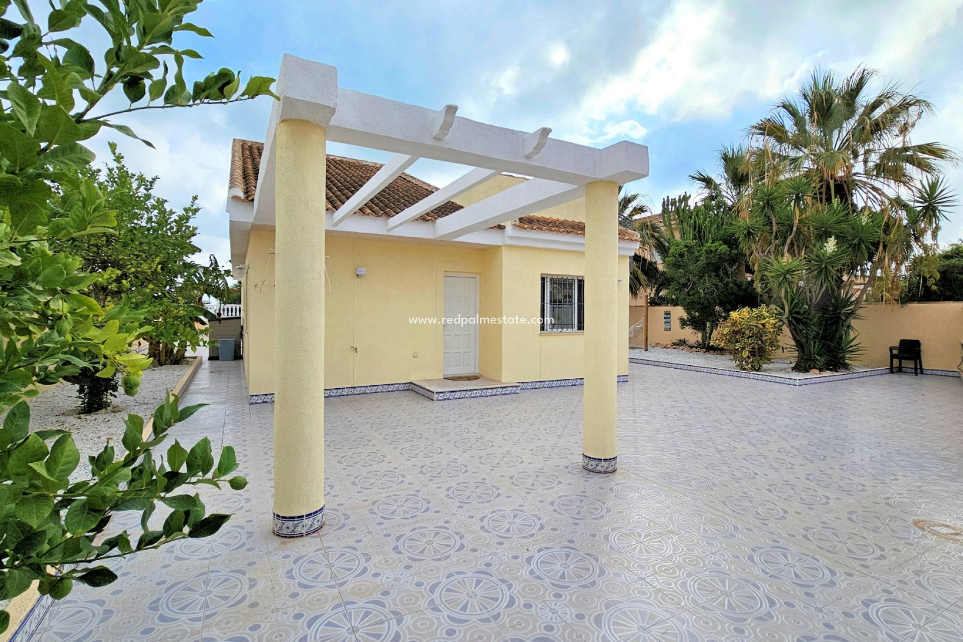 Återförsäljning - Villa -
Los Urrutias - Estrella De Mar