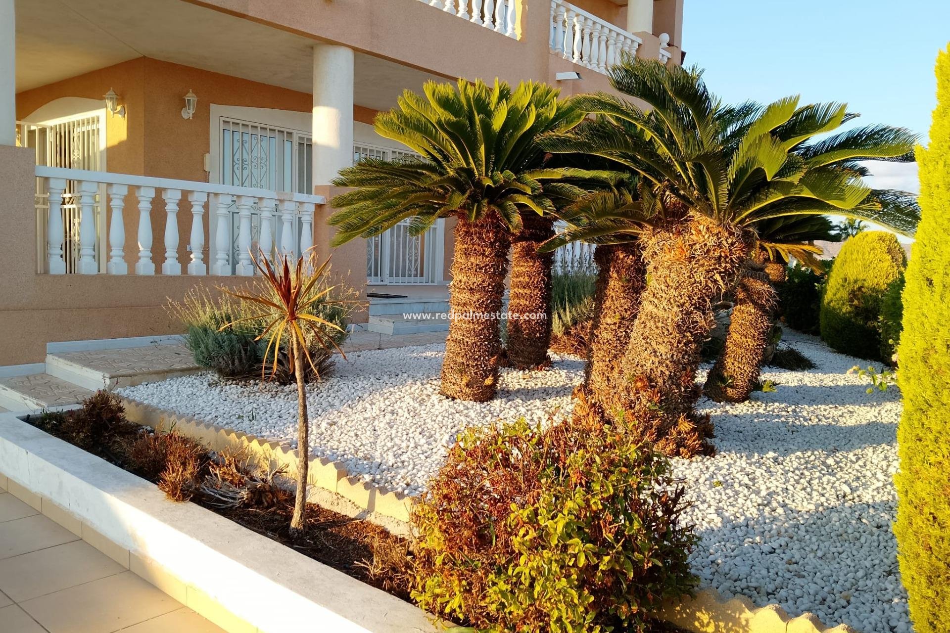 Återförsäljning - Villa -
Mazarron - Bolnuevo