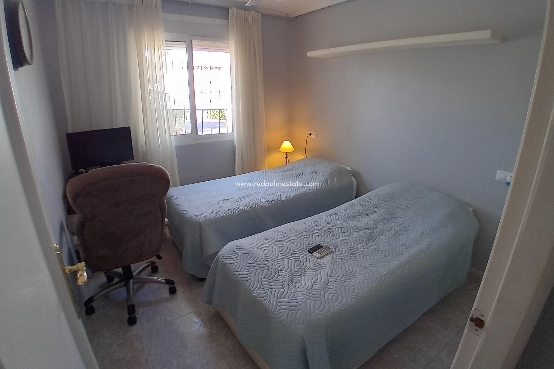 Återförsäljning - Villa -
Mazarron - Camposol