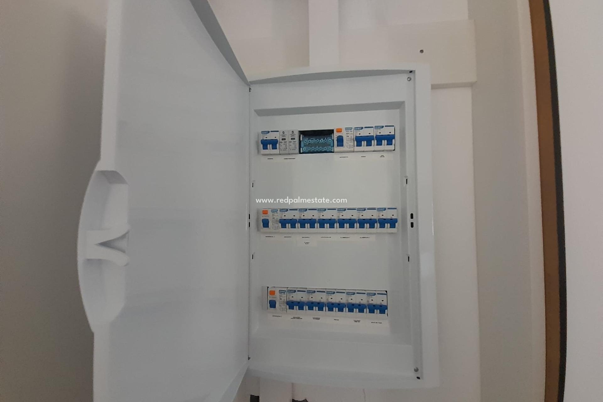 Återförsäljning - Villa -
Mazarron - Camposol