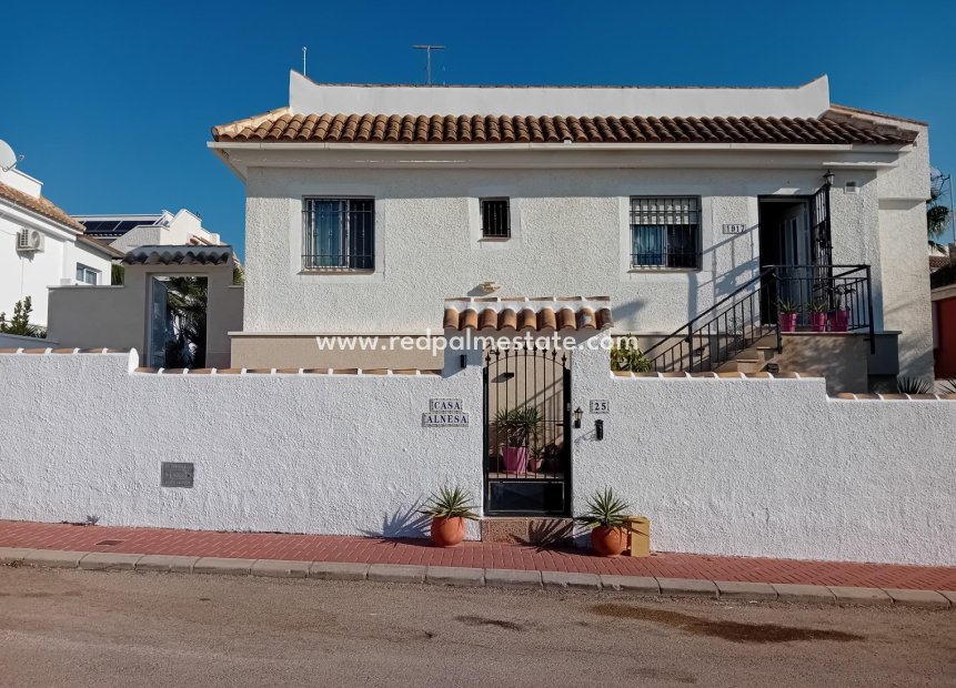 Återförsäljning - Villa -
Mazarron - Camposol