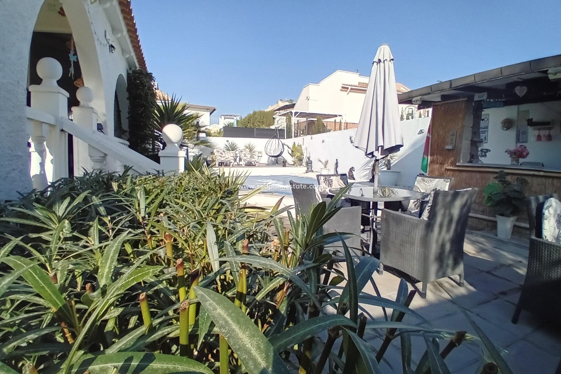 Återförsäljning - Villa -
Mazarron - Camposol