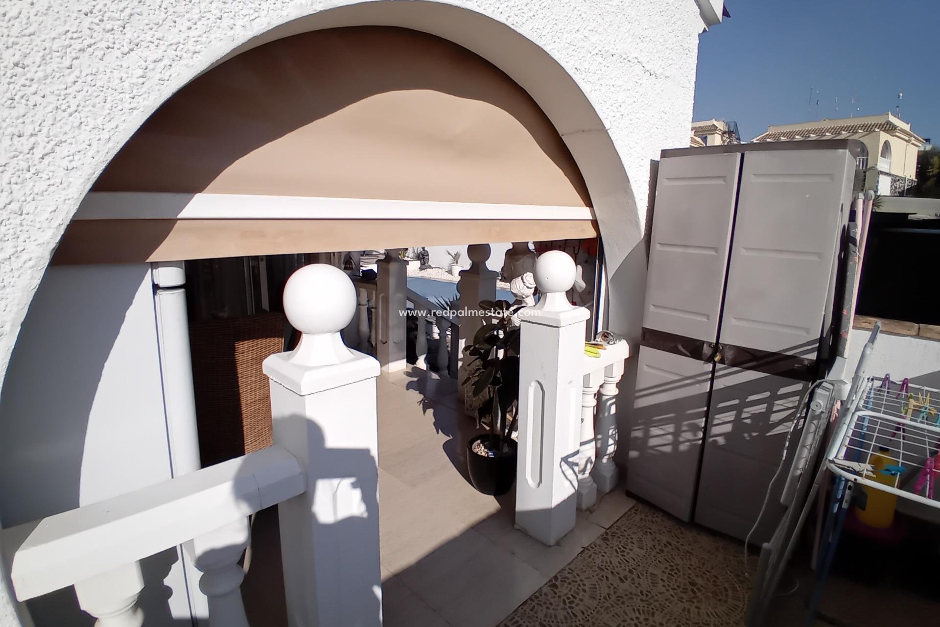 Återförsäljning - Villa -
Mazarron - Camposol