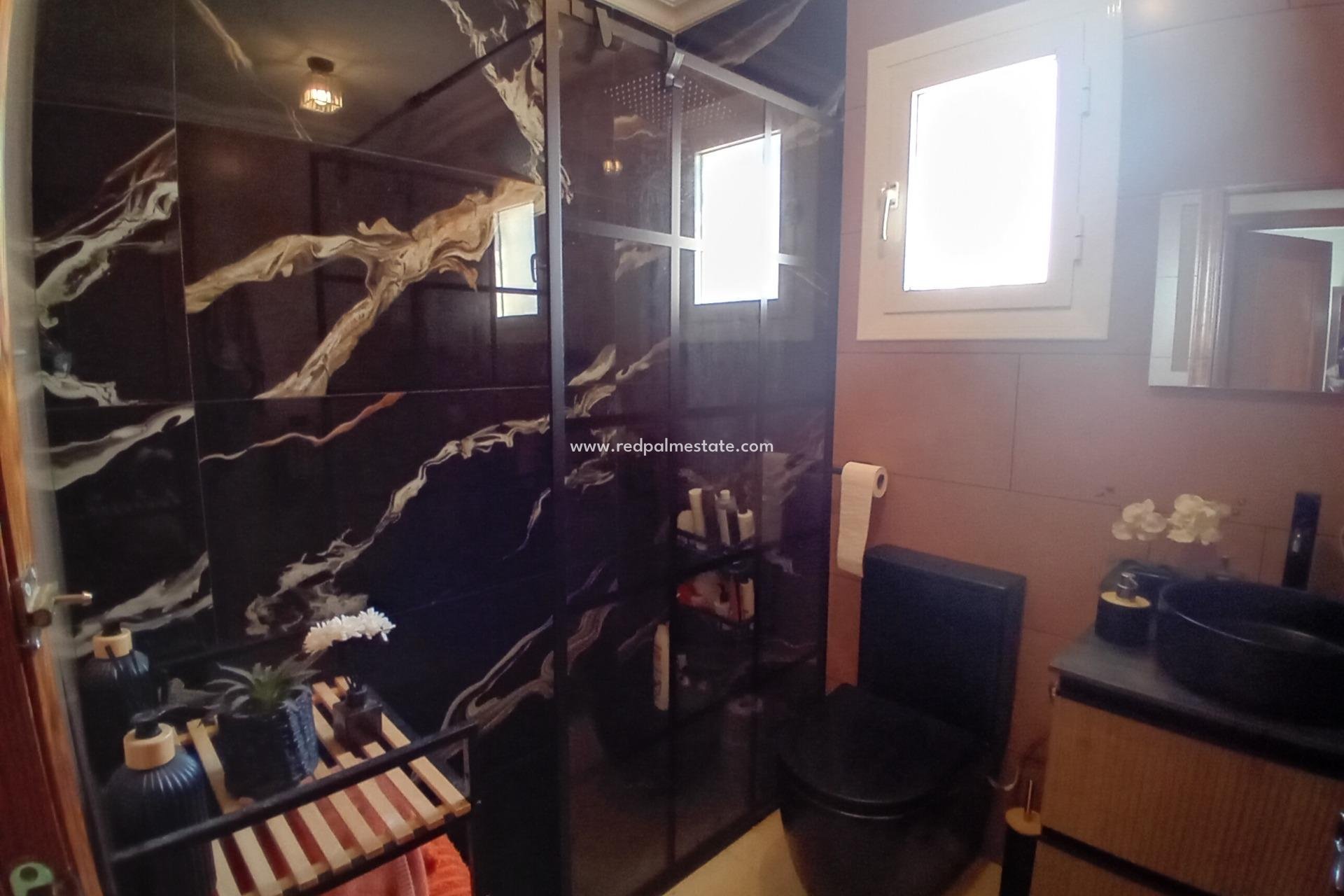 Återförsäljning - Villa -
Mazarron - Camposol