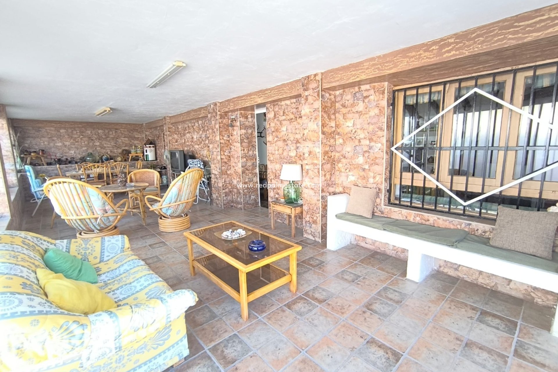 Återförsäljning - Villa -
Monóvar/Monóver - Inland