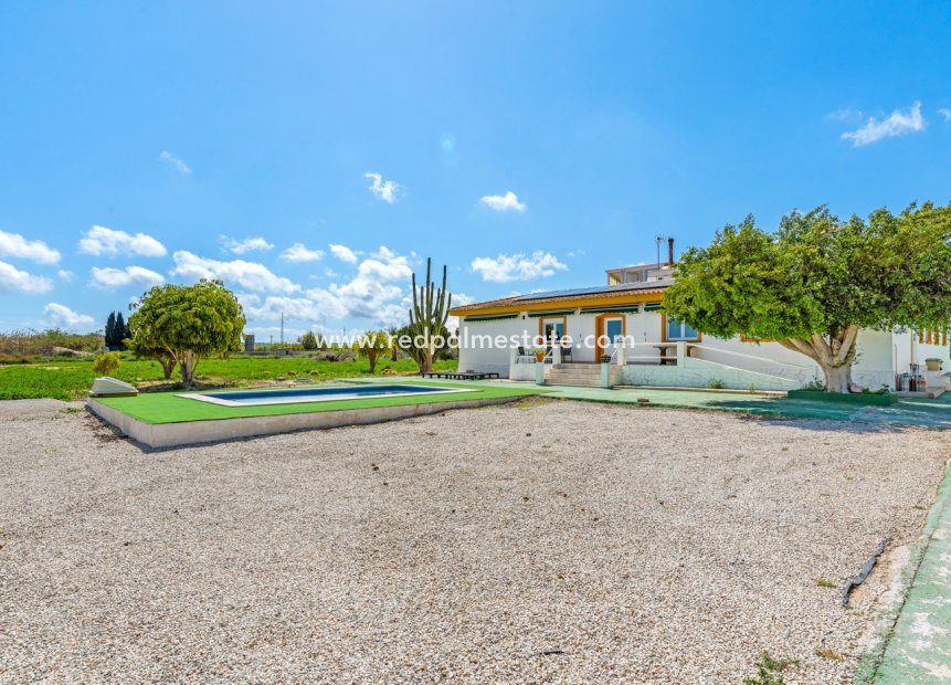 Återförsäljning - Villa -
Montesinos - Costa Blanca