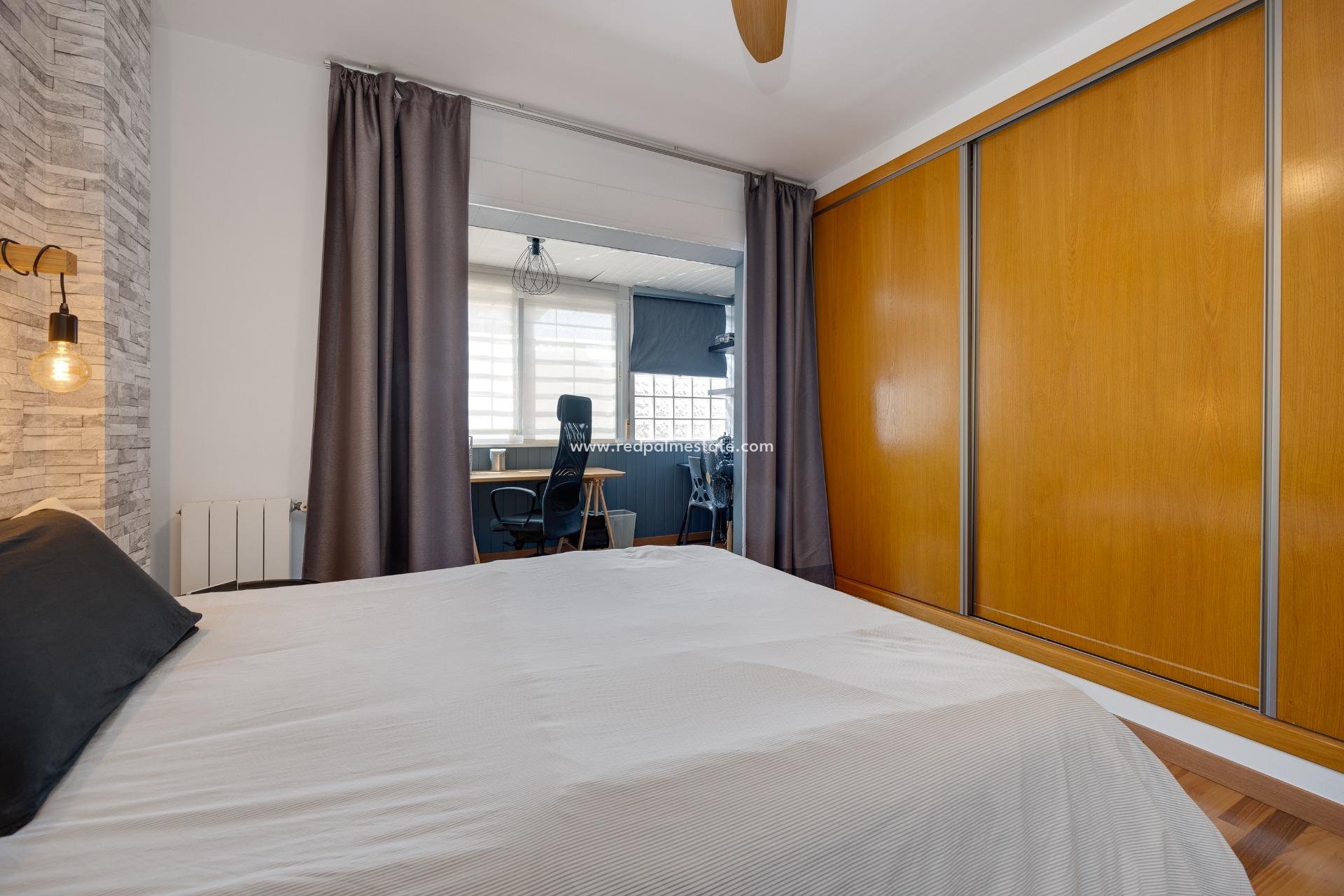 Återförsäljning - Villa -
Montesinos - La Herada