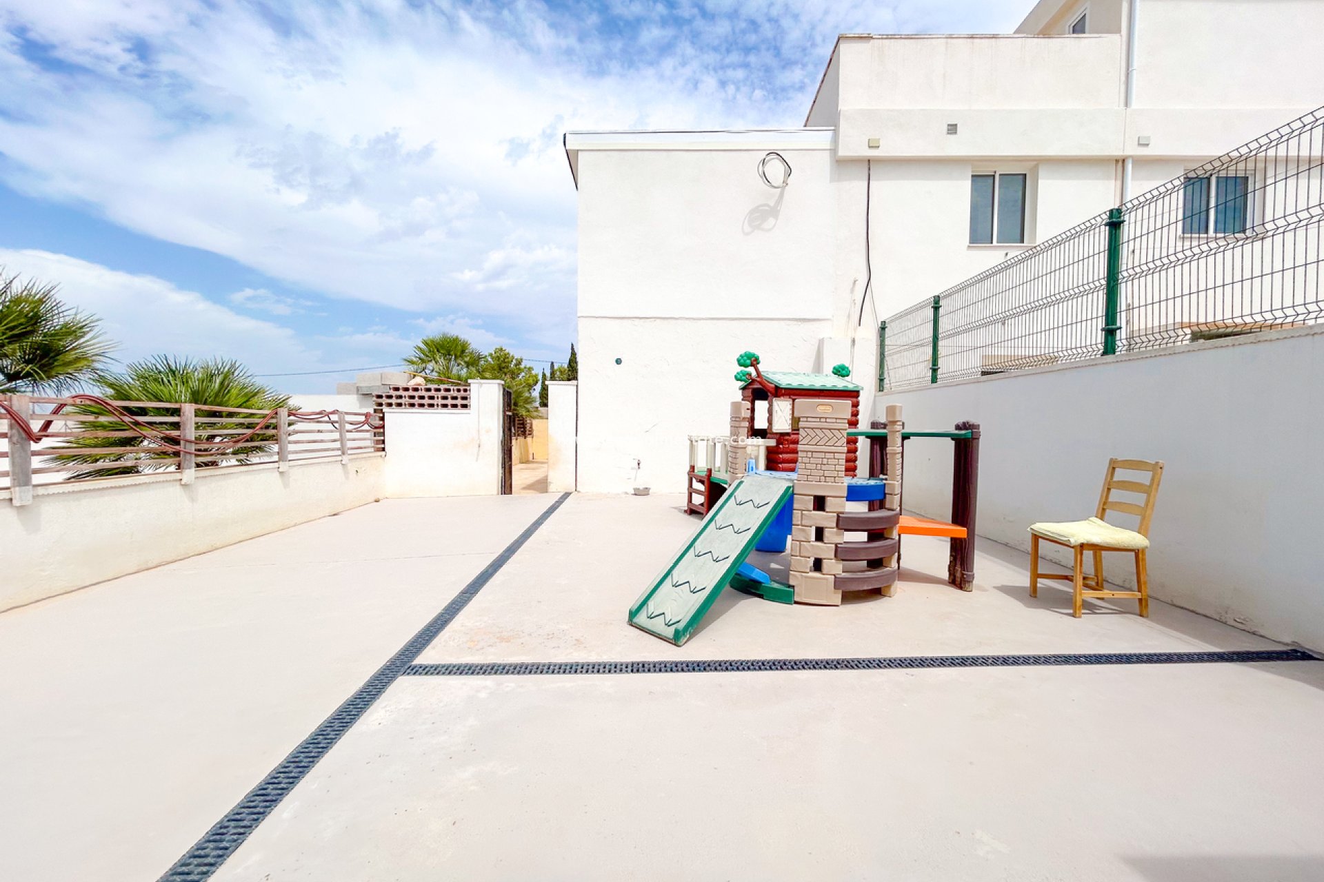 Återförsäljning - Villa -
Montesinos - Los Montesinos