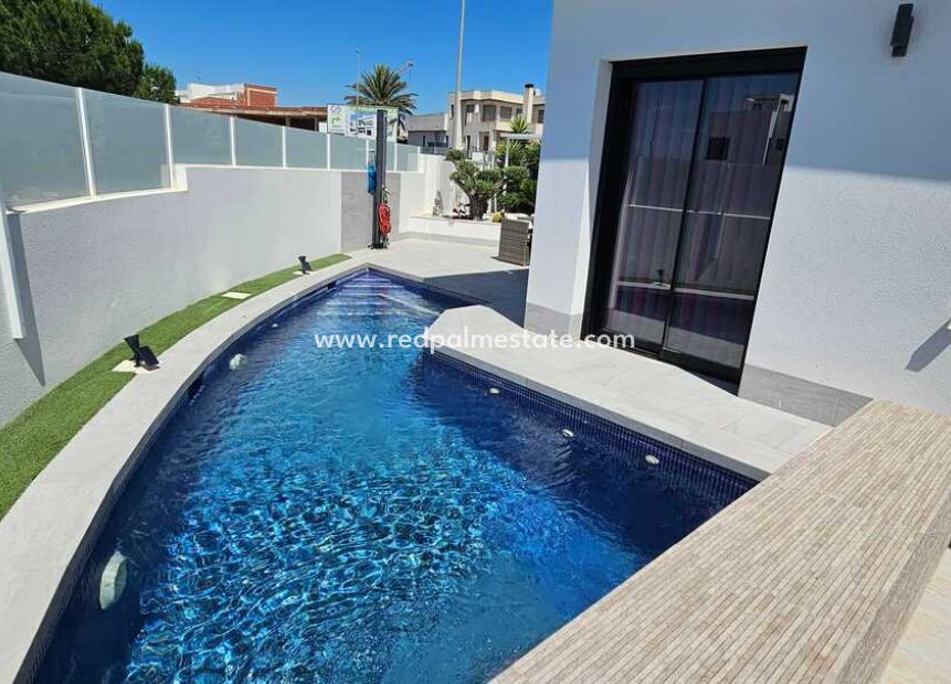 Återförsäljning - Villa -
Montesinos - Los Montesinos