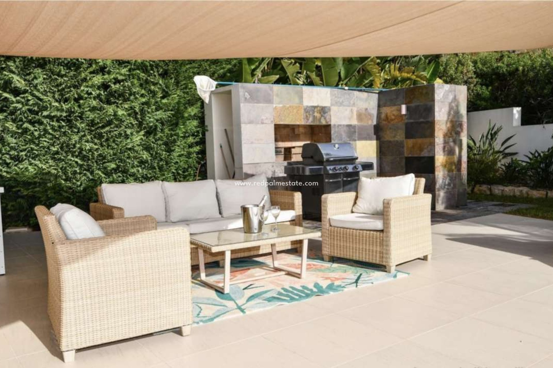 Återförsäljning - Villa -
Moraira