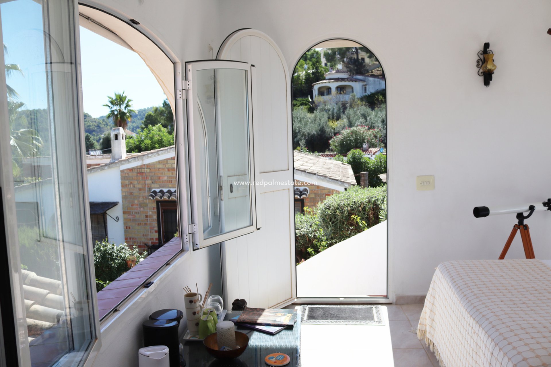 Återförsäljning - Villa -
Orba - Inland