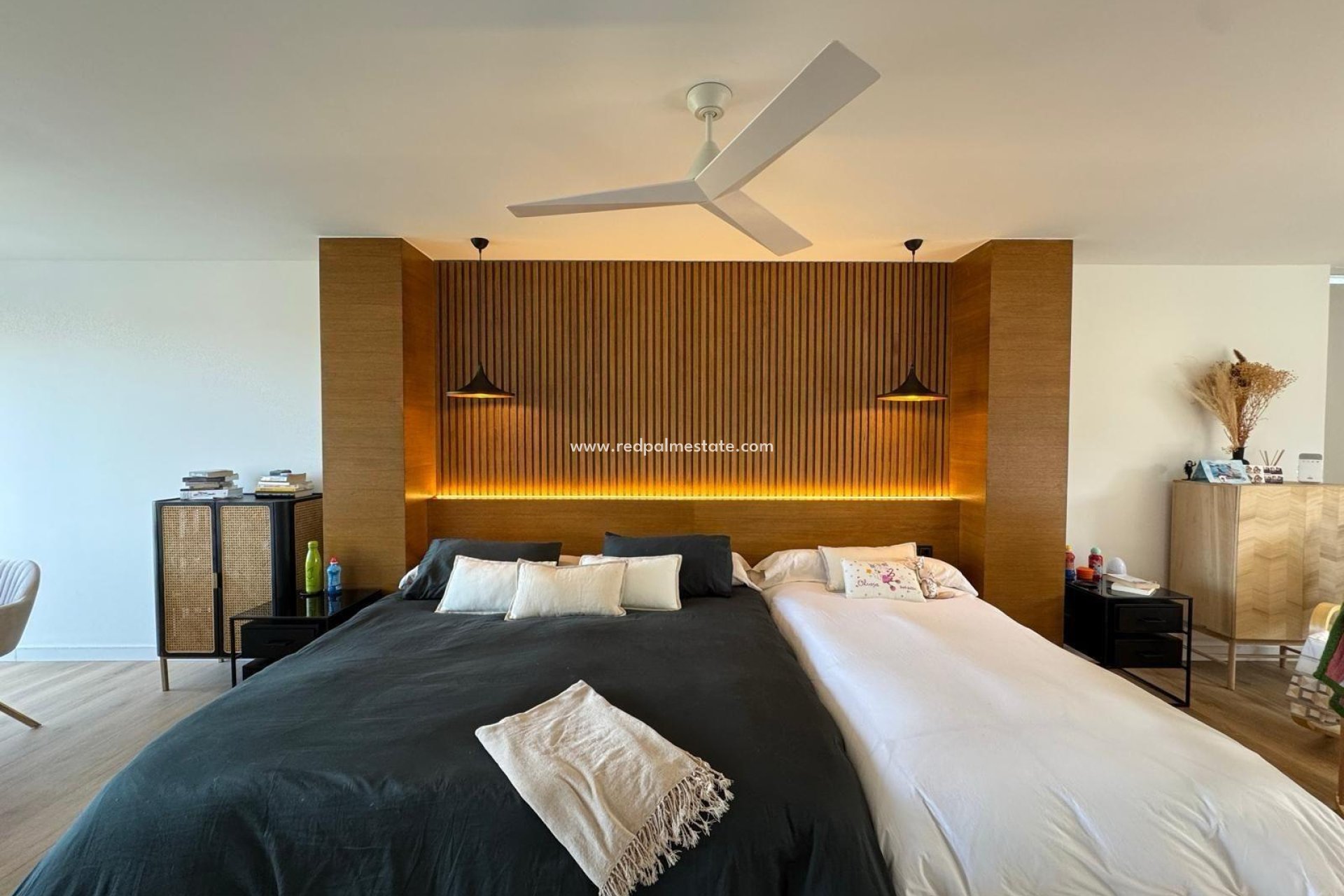 Återförsäljning - Villa -
Orihuela Costa - Altos de Campoamor