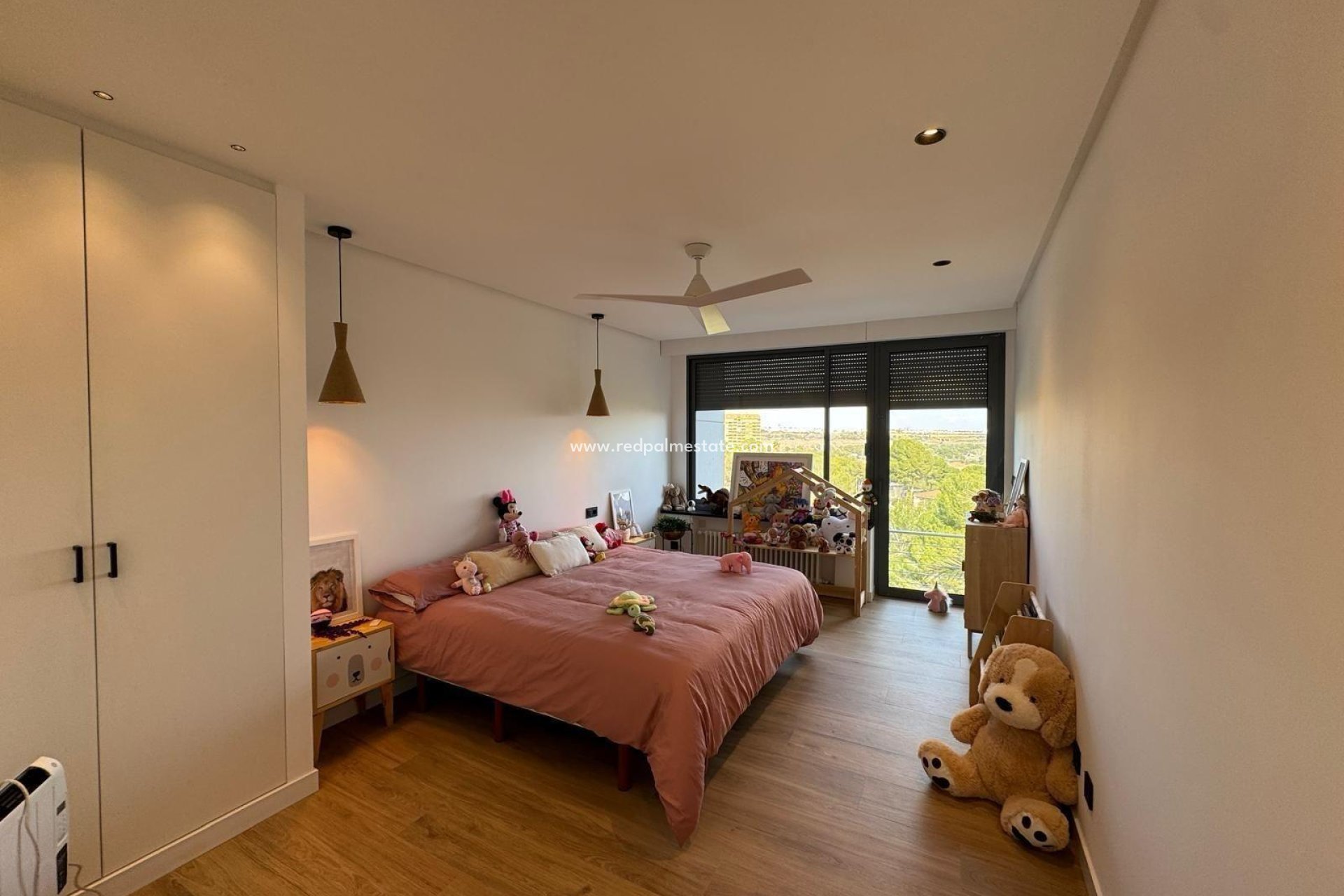 Återförsäljning - Villa -
Orihuela Costa - Altos de Campoamor