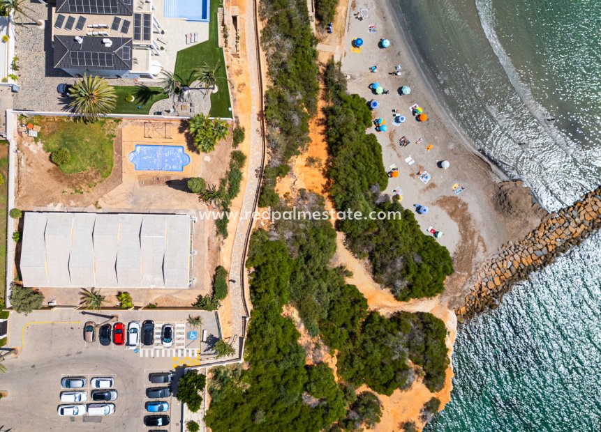 Återförsäljning - Villa -
Orihuela Costa - Cabo Roig