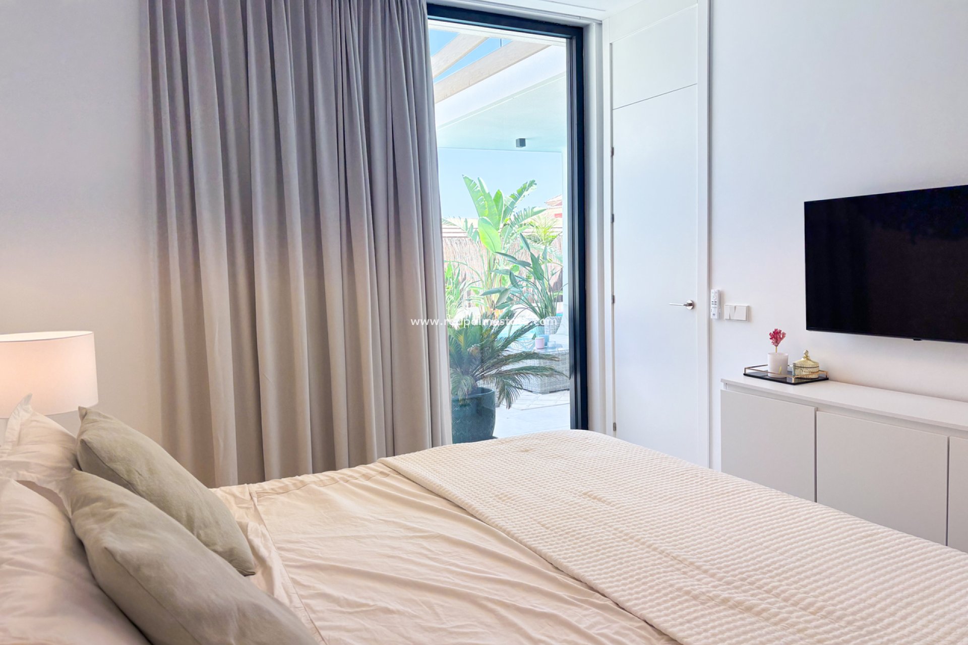Återförsäljning - Villa -
Orihuela Costa - Cabo Roig