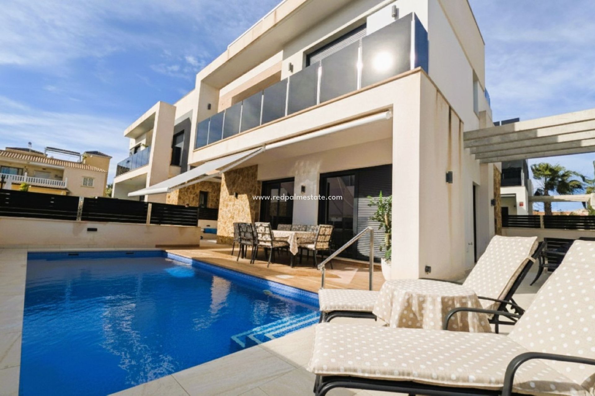 Återförsäljning - Villa -
Orihuela Costa - Cabo Roig