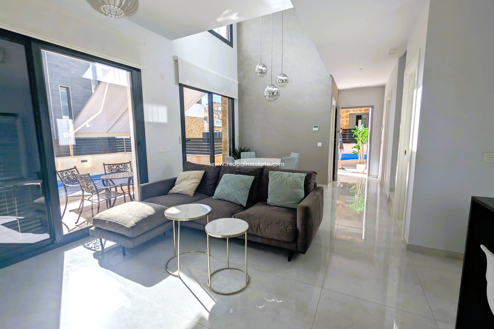 Återförsäljning - Villa -
Orihuela Costa - Cabo Roig