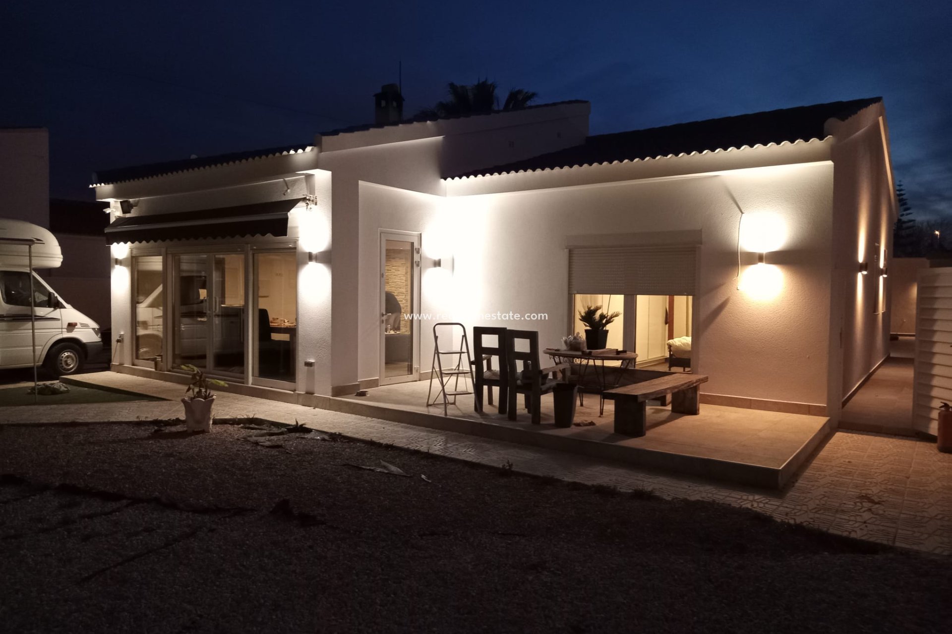 Återförsäljning - Villa -
Orihuela Costa - Cabo Roig