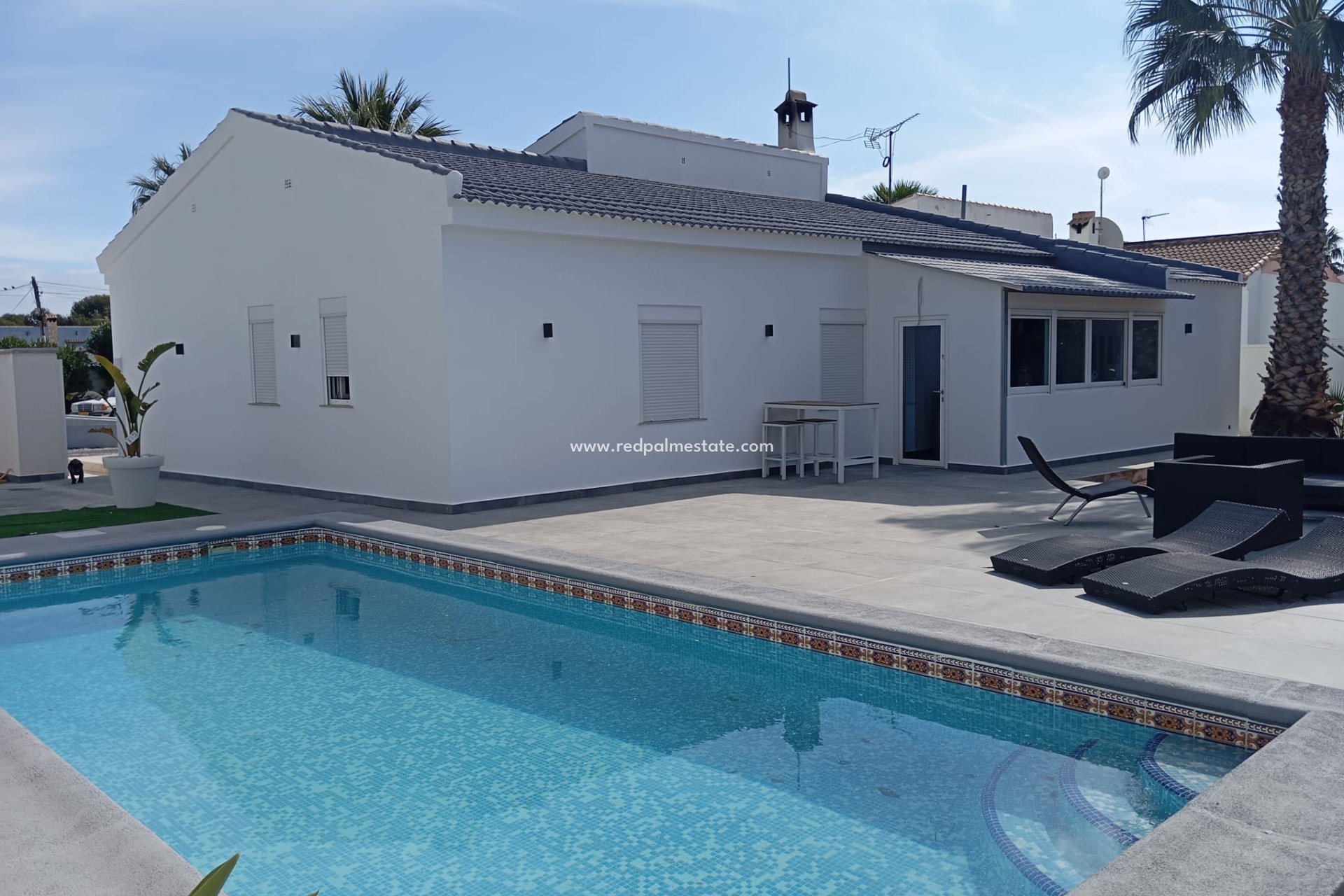 Återförsäljning - Villa -
Orihuela Costa - Cabo Roig