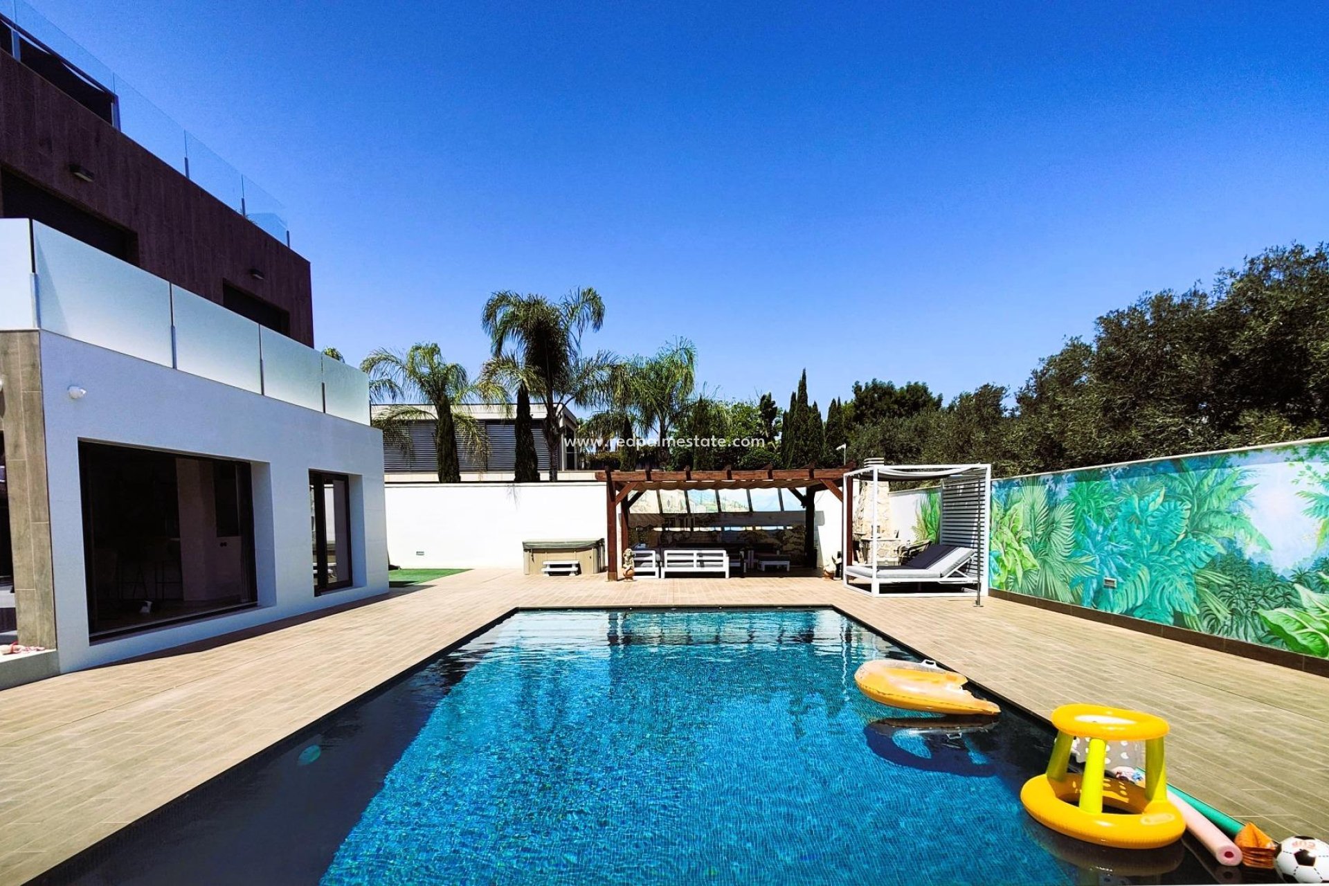 Återförsäljning - Villa -
Orihuela Costa - Cabo Roig