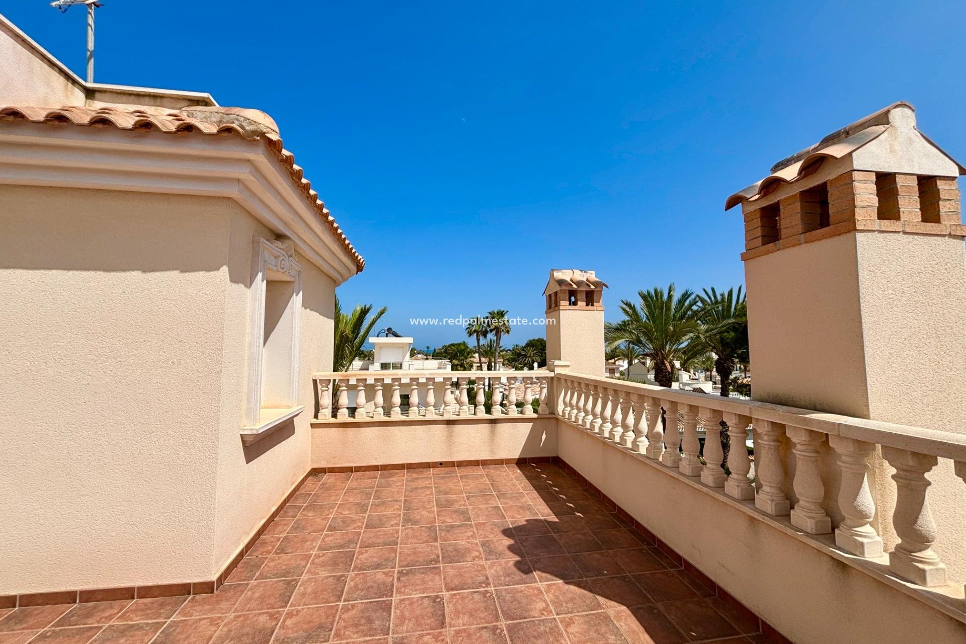 Återförsäljning - Villa -
Orihuela Costa - Cabo Roig