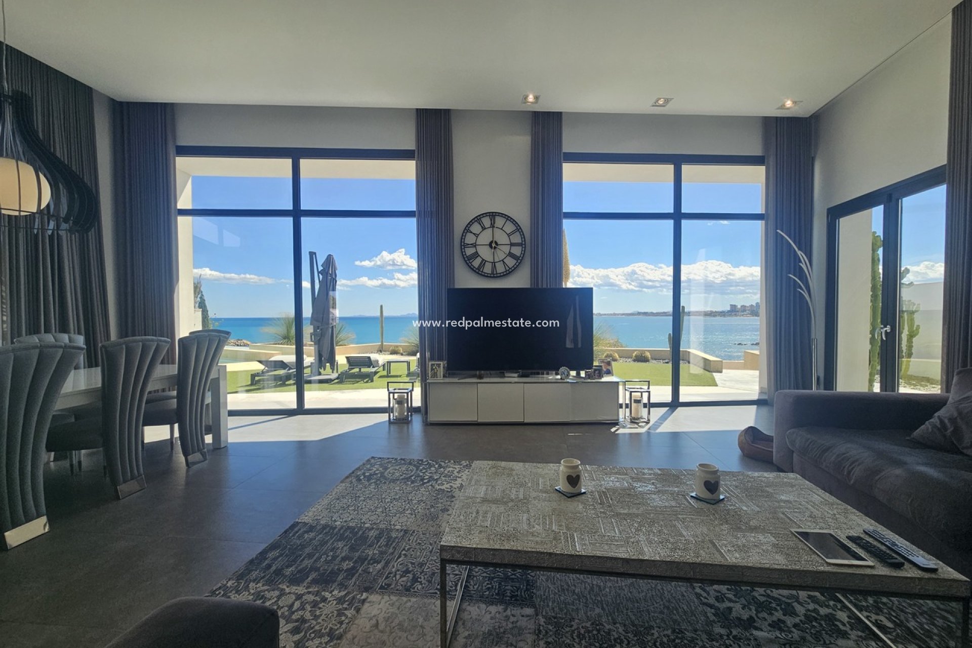 Återförsäljning - Villa -
Orihuela Costa - Cabo Roig