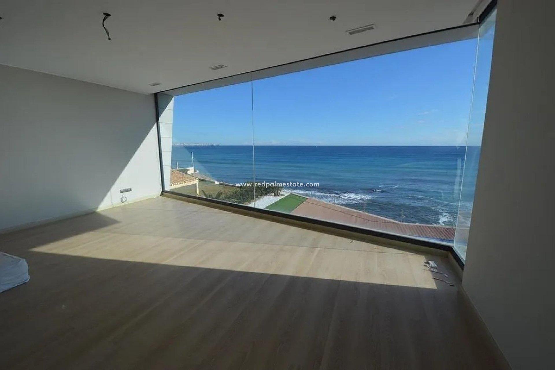 Återförsäljning - Villa -
Orihuela Costa - Cabo Roig