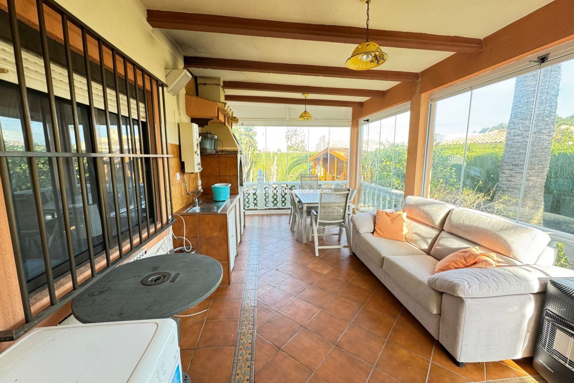 Återförsäljning - Villa -
Orihuela Costa - Cabo Roig