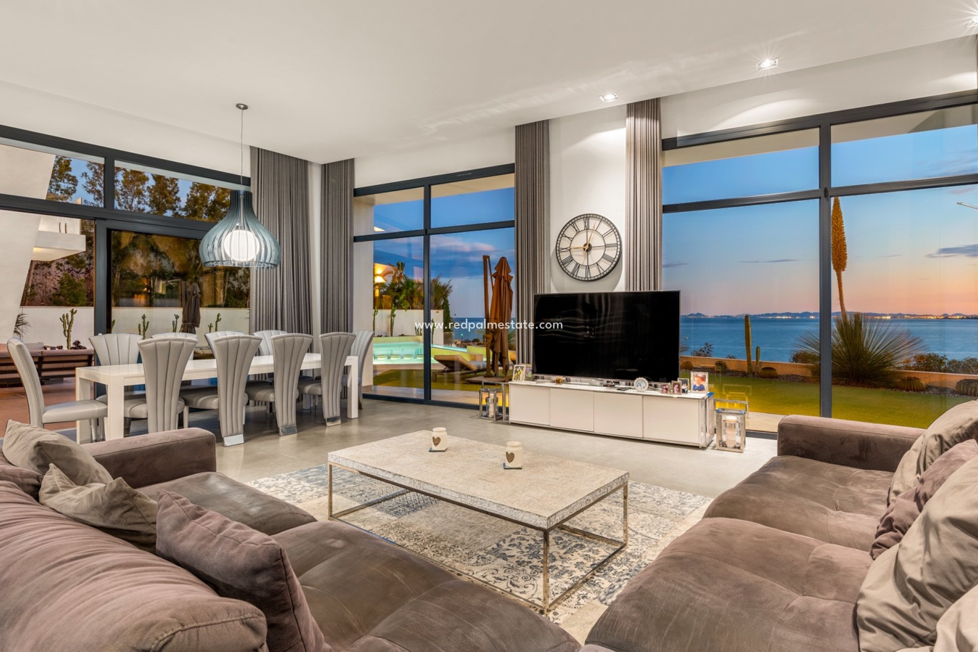 Återförsäljning - Villa -
Orihuela Costa - Cabo Roig