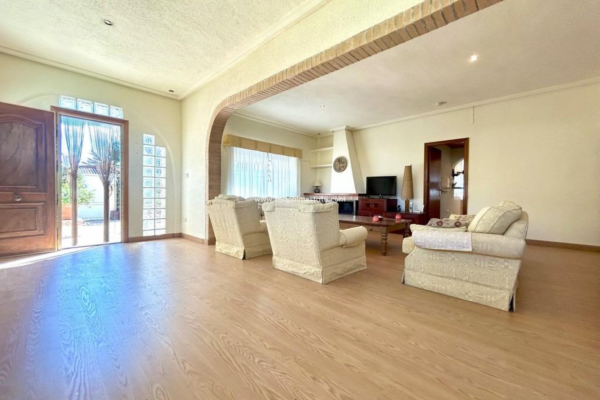 Återförsäljning - Villa -
Orihuela Costa - Cabo Roig