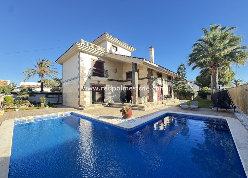 Återförsäljning - Villa -
Orihuela Costa - Cabo Roig