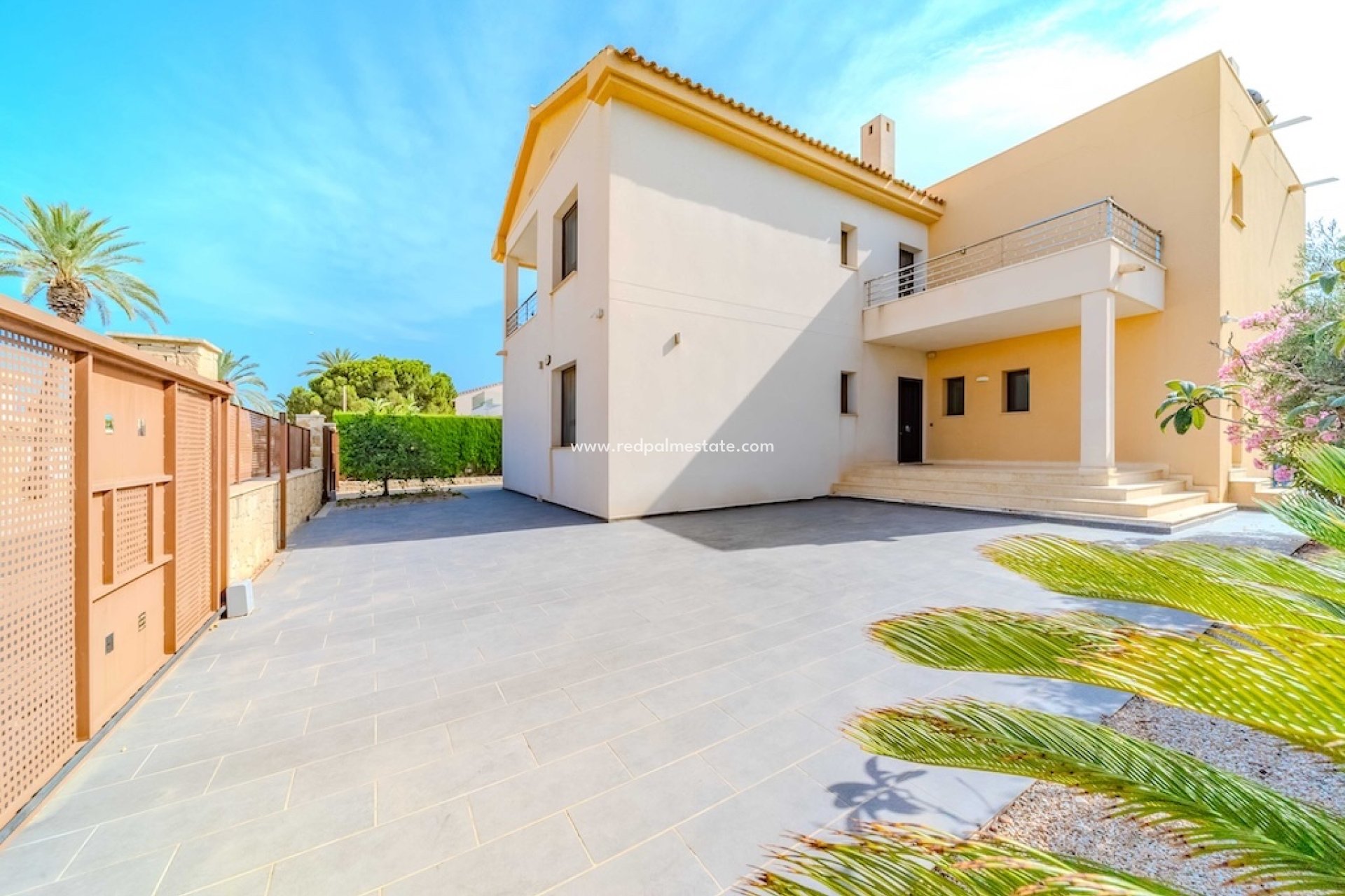 Återförsäljning - Villa -
Orihuela Costa - Cabo Roig