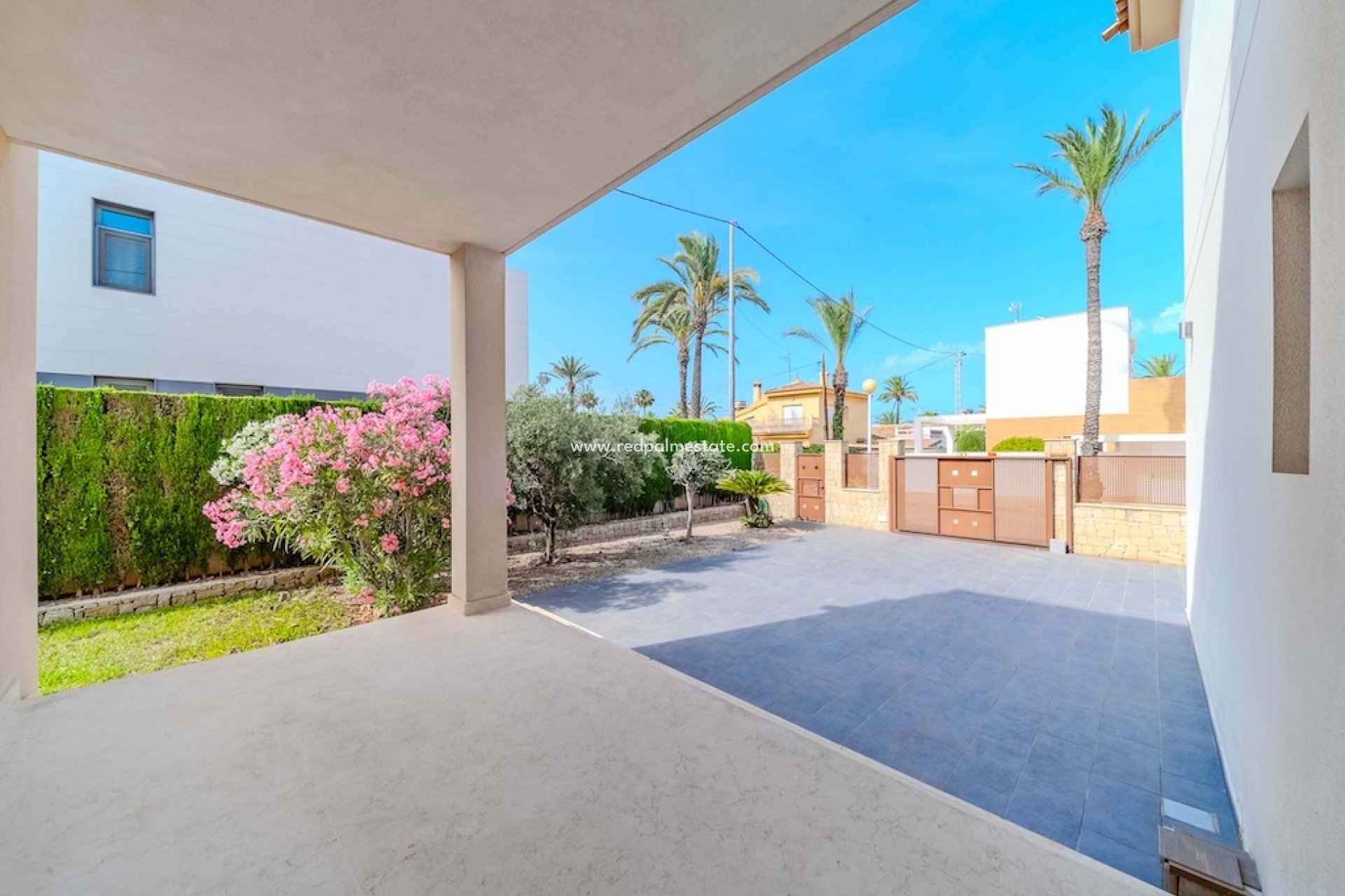 Återförsäljning - Villa -
Orihuela Costa - Cabo Roig