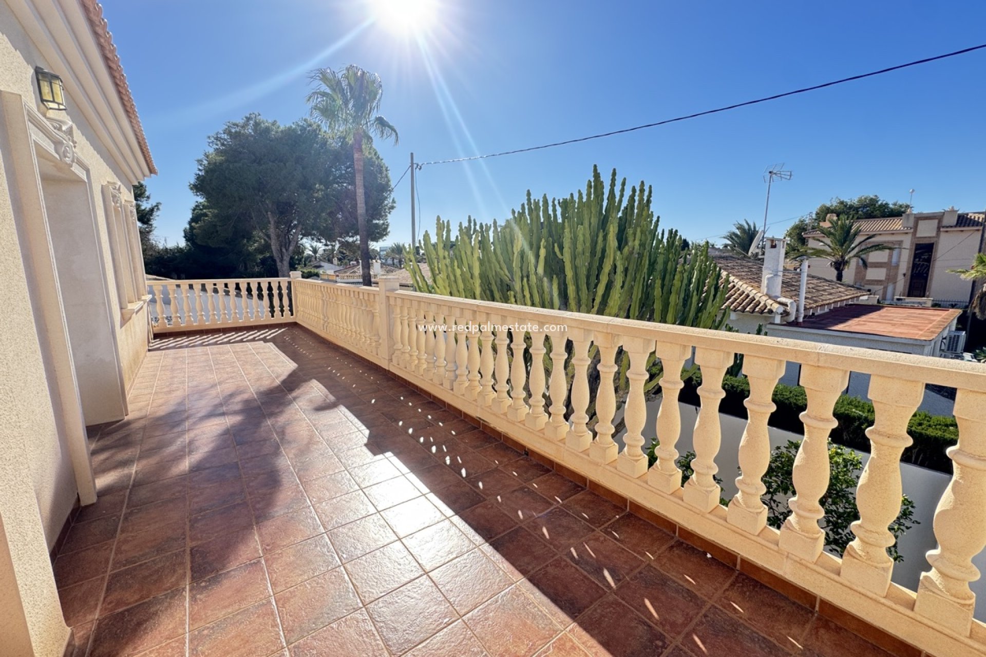 Återförsäljning - Villa -
Orihuela Costa - Cabo Roig