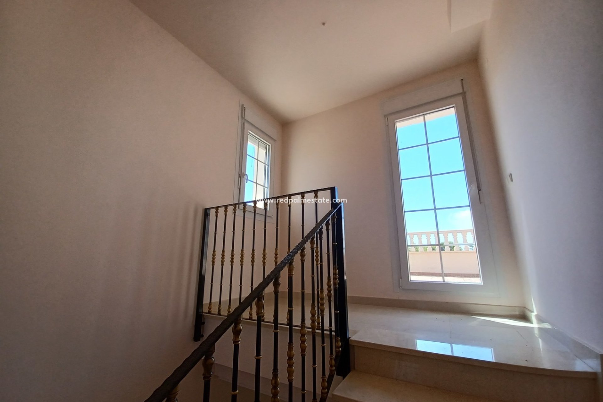 Återförsäljning - Villa -
Orihuela Costa - Cabo Roig