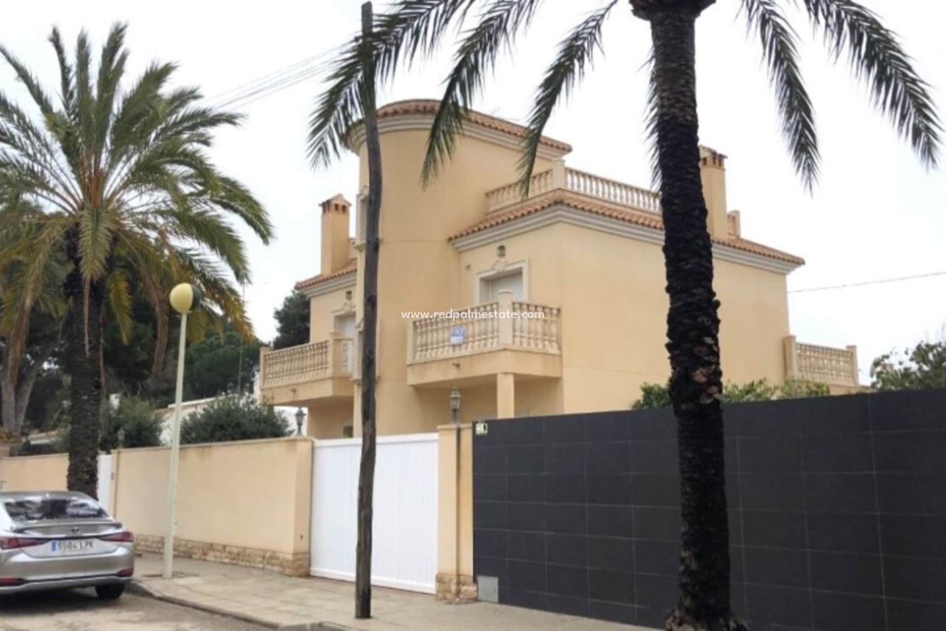 Återförsäljning - Villa -
Orihuela Costa - Cabo Roig