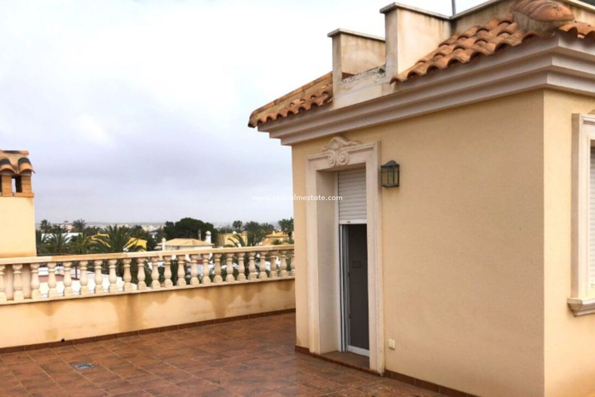 Återförsäljning - Villa -
Orihuela Costa - Cabo Roig