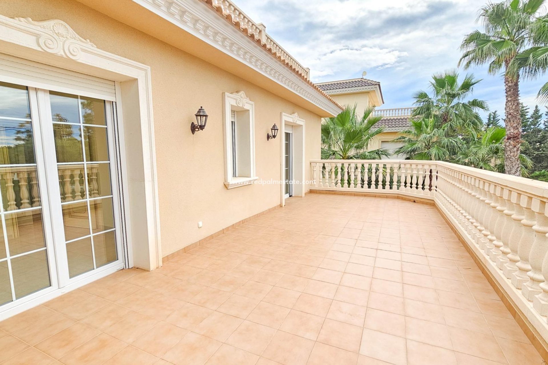 Återförsäljning - Villa -
Orihuela Costa - Cabo Roig