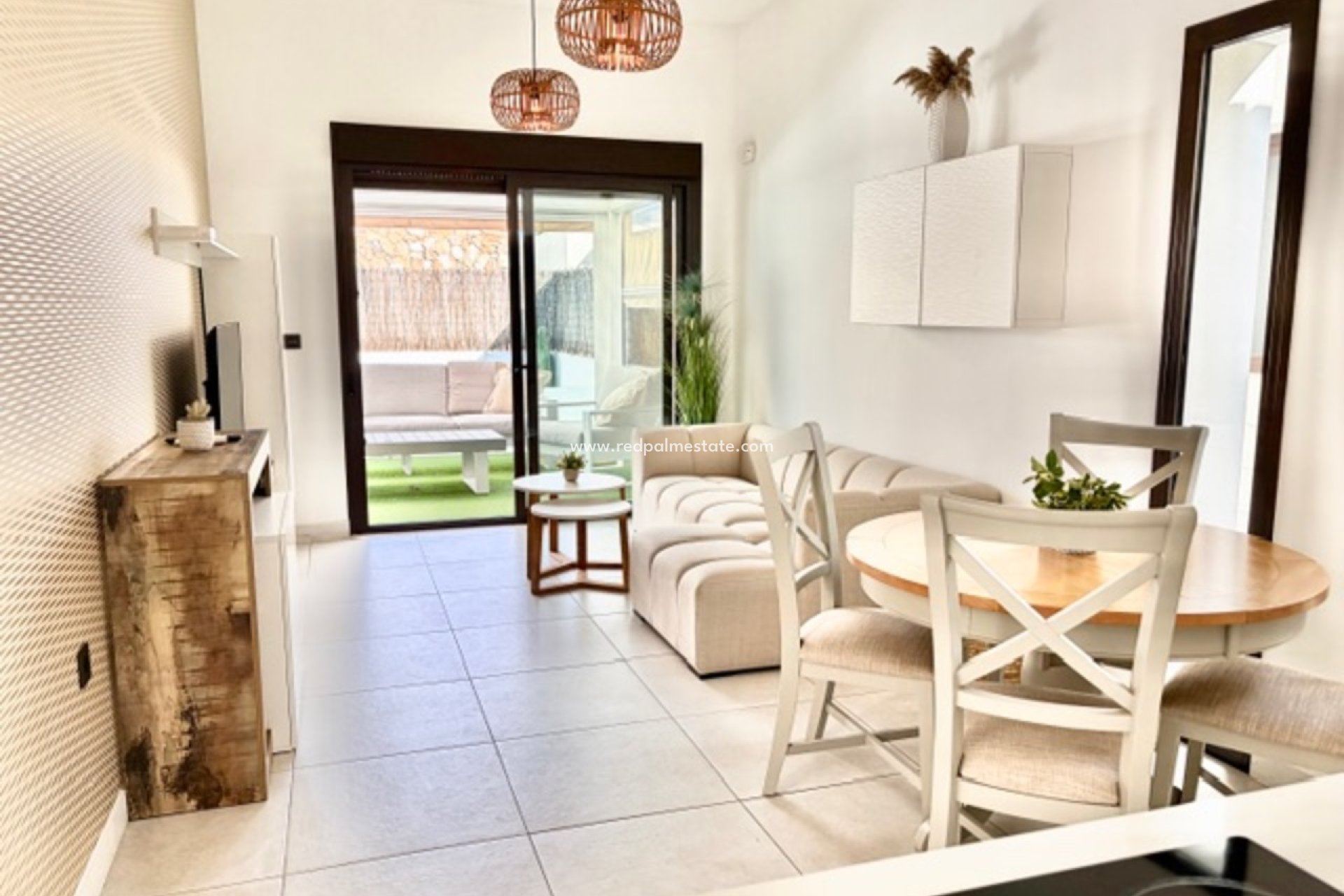 Återförsäljning - Villa -
Orihuela Costa - Cabo Roig