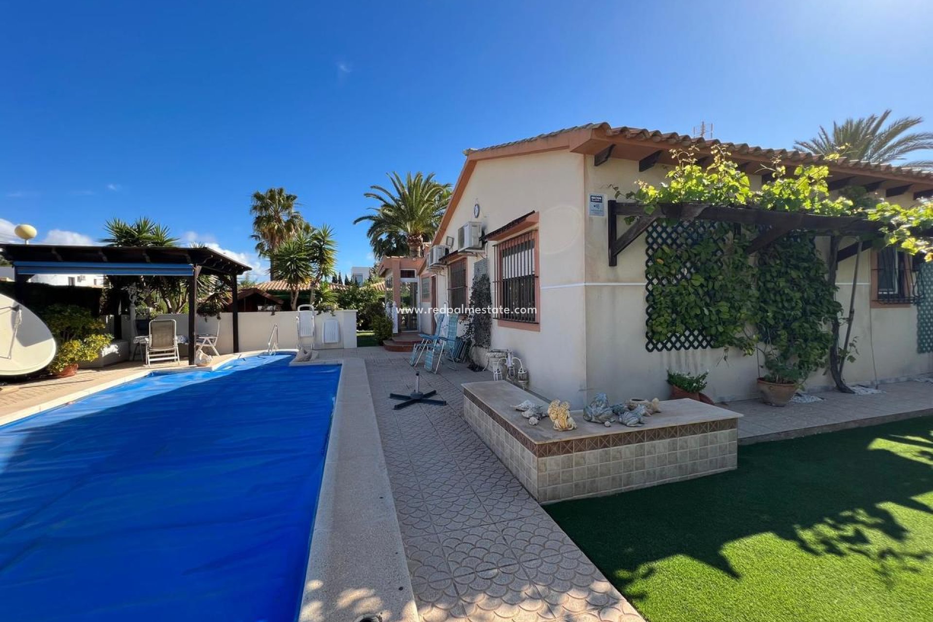 Återförsäljning - Villa -
Orihuela Costa - Cabo Roig