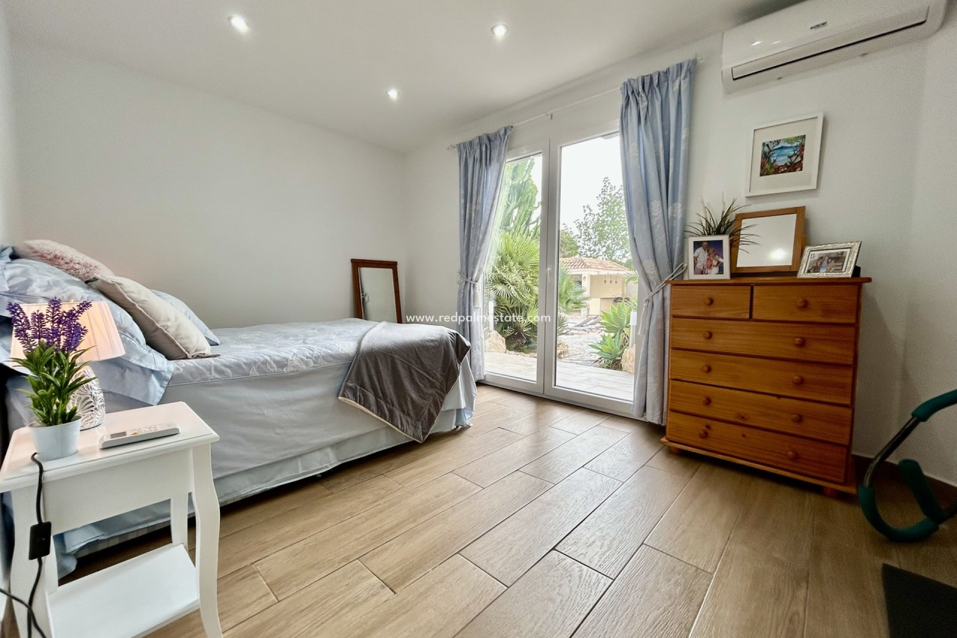 Återförsäljning - Villa -
Orihuela Costa - Cabo Roig