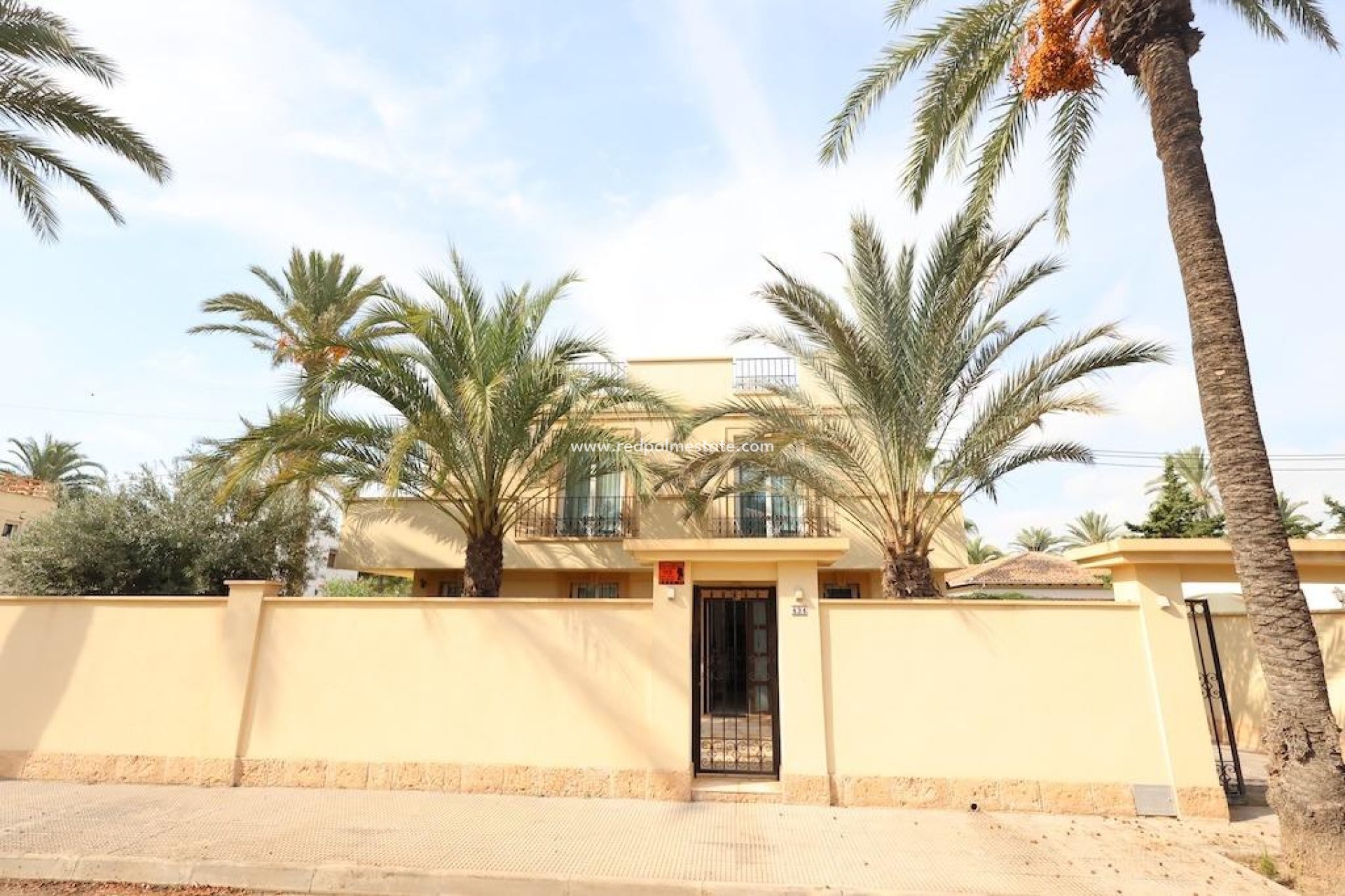 Återförsäljning - Villa -
Orihuela Costa - Cabo Roig