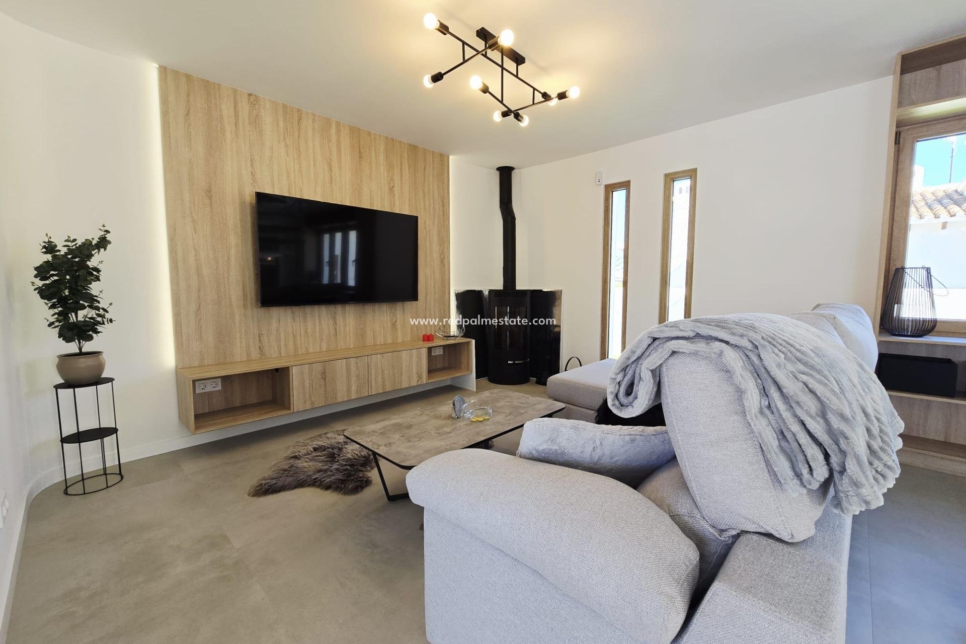 Återförsäljning - Villa -
Orihuela Costa - Cabo Roig