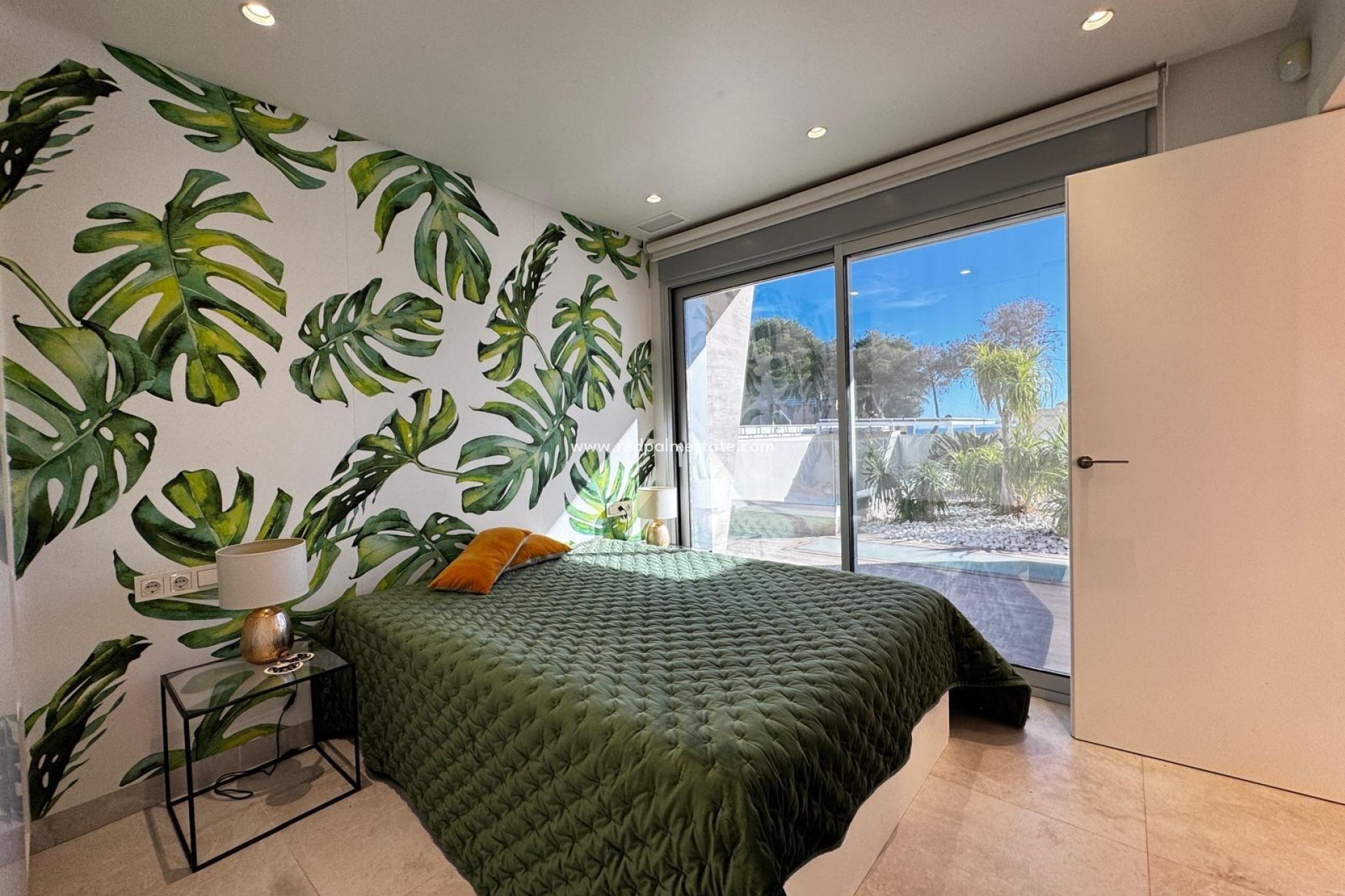 Återförsäljning - Villa -
Orihuela Costa - Campoamor