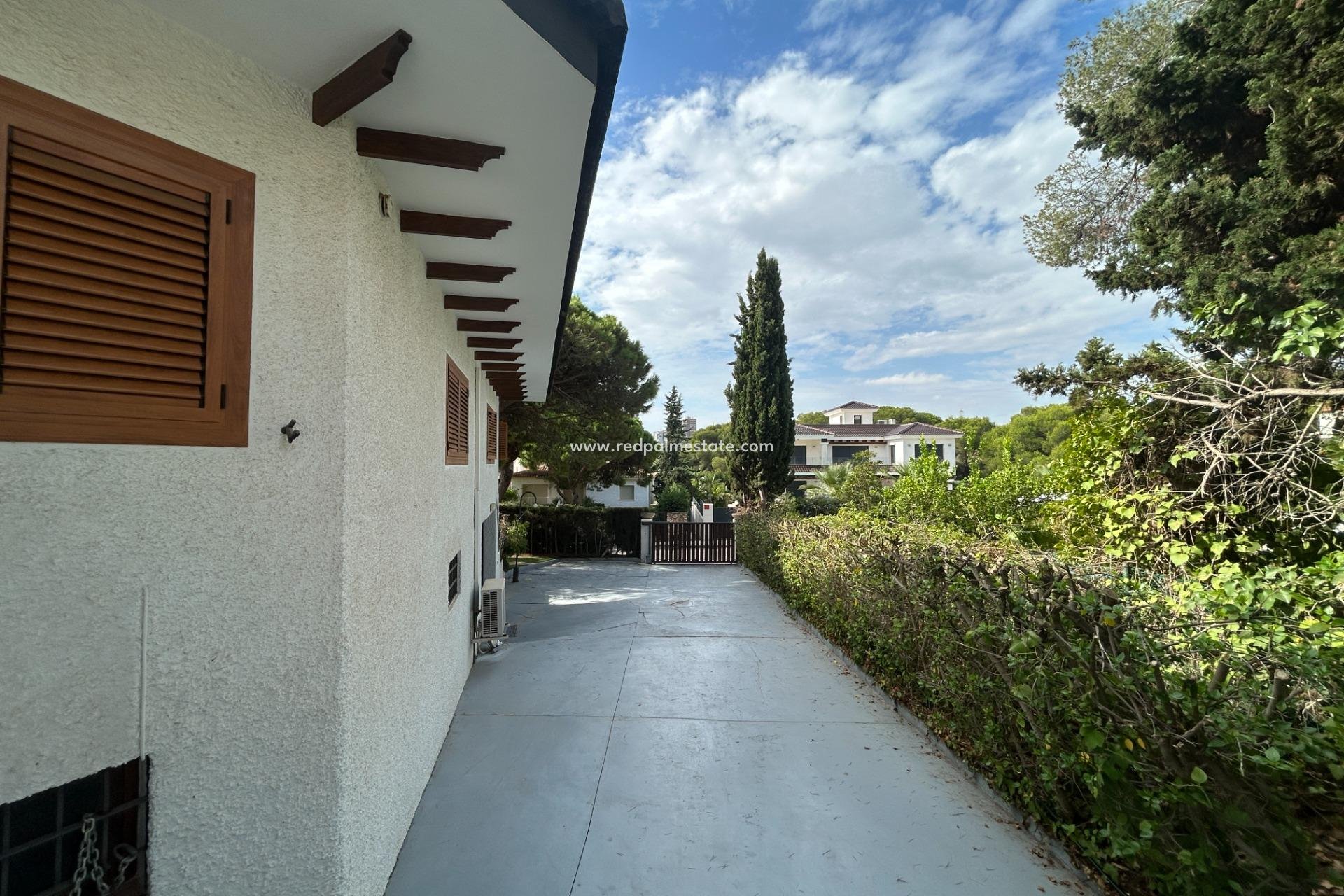 Återförsäljning - Villa -
Orihuela Costa - Campoamor